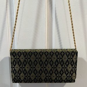 Vintage excellent condition black and gold Crossbody